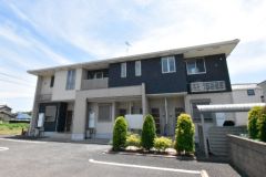 ��ʌ��������܎s�΋�厚����720-1�̃A�p�[�g�̌����O��