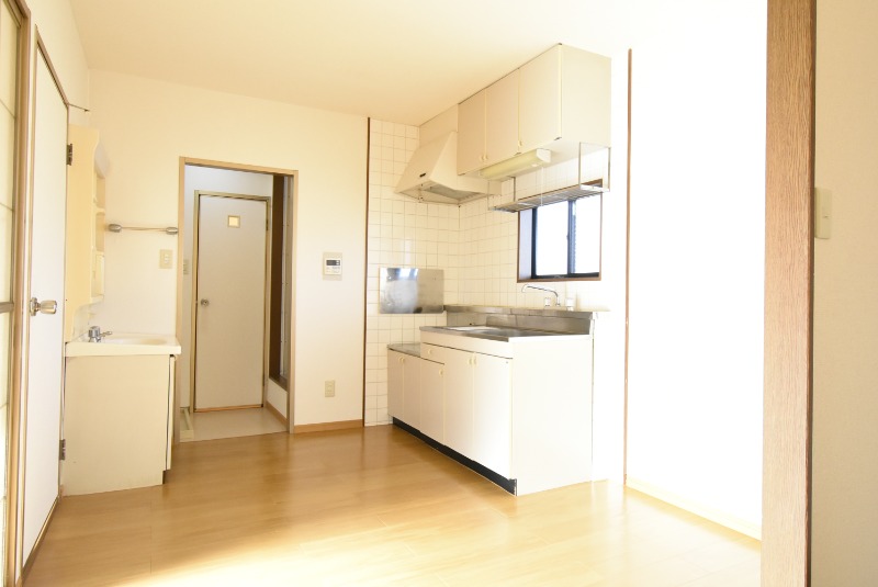 ��ʌ������s��ʖ�̃}���V�����̋��ԁE���r���O