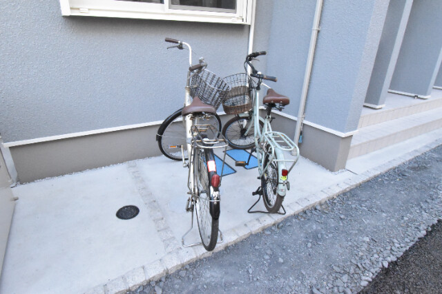 ��ʌ��������܎s��{��g�~���Q���ڂ̃A�p�[�g�̂��̑�