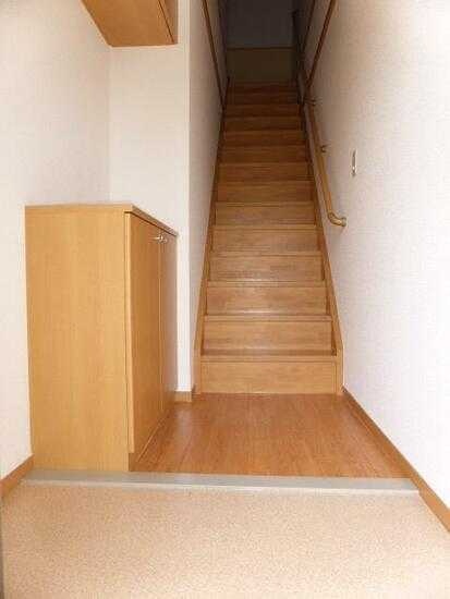 ��ʌ�����s�厚�ΐ_�̃A�p�[�g�̌���