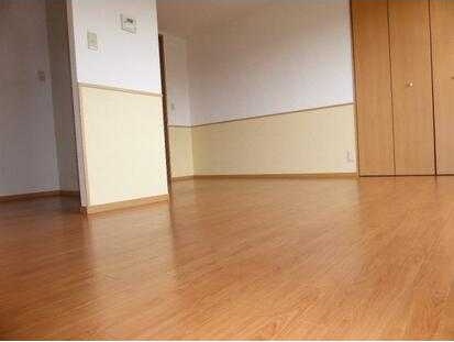 ��ʌ�����s�厚�ΐ_�̃A�p�[�g�̂��̑�