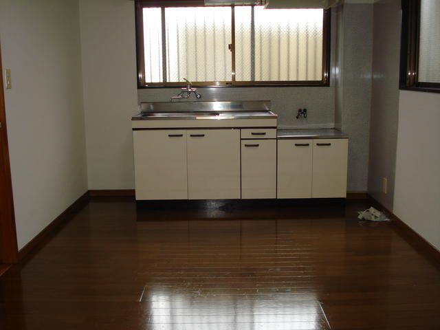 ��ʌ������s�����Q���ڂ̃}���V�����̋��ԁE���r���O