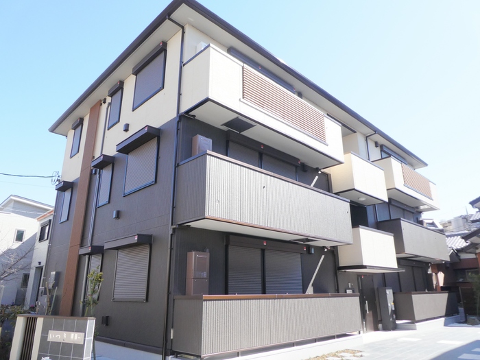 ��ʌ�����s���L�Q���ڂ̃A�p�[�g�̌����O��