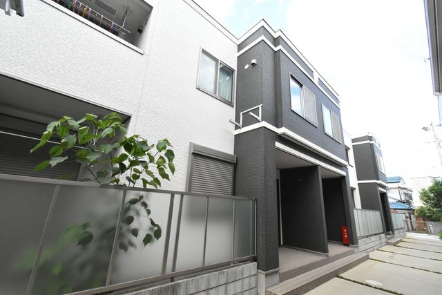 ��ʌ��������܎s������{�����S����9-21�̃A�p�[�g�̌����O��