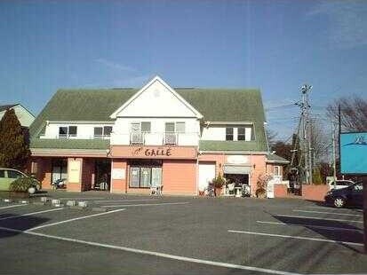 ��ʌ��������܎s��΋�{�ۂR����28-18�̃A�p�[�g�̌����O��