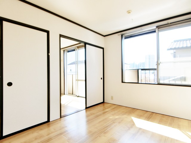 ��ʌ�����s�㒬�P���ڂ̃A�p�[�g�̂��̑������E�X�y�[�X