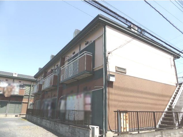 ��ʌ�����s���ԂP���ڂ̃A�p�[�g�̃G���g�����X