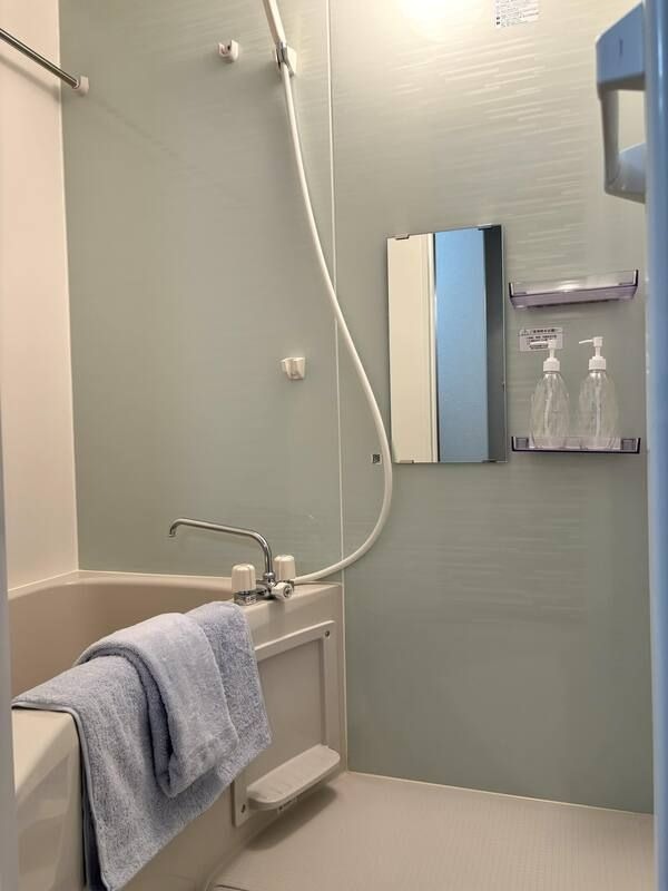 ��ʌ��������܎s�������a�c���Q���ڂ̃A�p�[�g�̃o�X