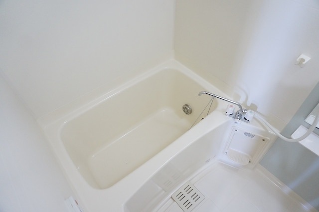 ��ʌ��������܎s�΋�厚�����̃A�p�[�g�̃o�X