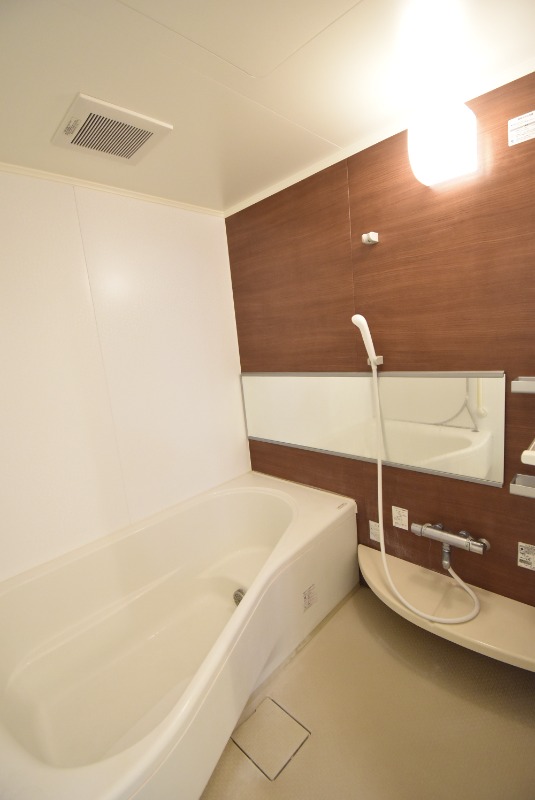 ��ʌ��������܎s������{�����P���ڂ̃A�p�[�g�̃o�X