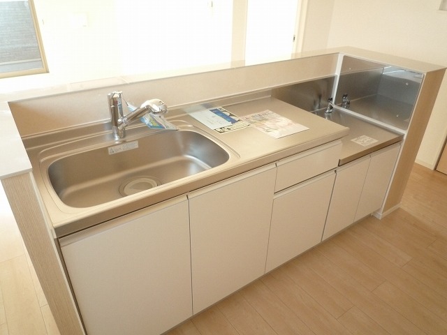 ��ʌ�����s�厚���̃A�p�[�g�̃L�b�`��