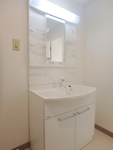 ��ʌ��������܎s��{��x�̓����P���ڂ̃}���V�����̐��ʏ�