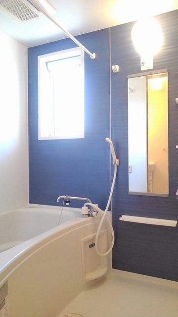 ��ʌ��������܎s��΋�{���Q���ڂ̃A�p�[�g�̃o�X