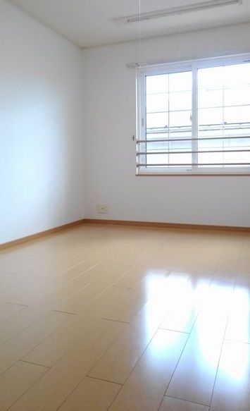 ��ʌ��������܎s��΋�{���Q���ڂ̃A�p�[�g�̂��̑������E�X�y�[�X