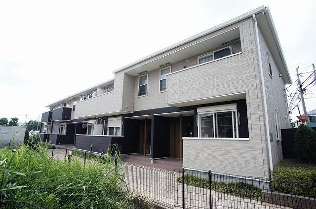 ��ʌ�����s�厚���s��1246-1�̃A�p�[�g�̌����O��