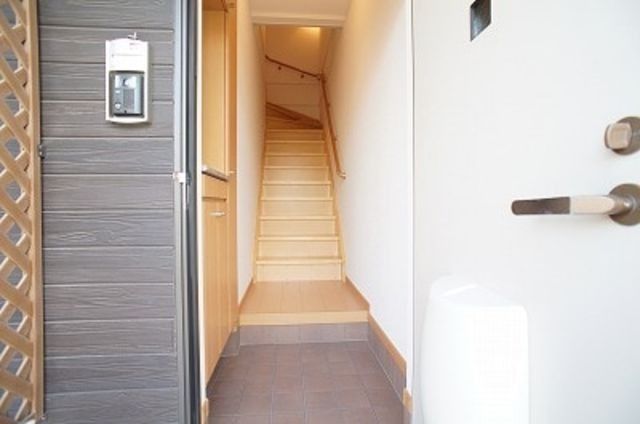 ��ʌ�����s�厚���s���̃A�p�[�g�̌���