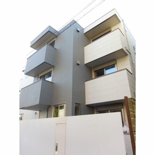 ��ʌ��������܎s�Y�a��̉ƂV����28-9�̃}���V�����̌����O��