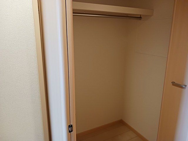 ��ʌ��t�����s���Ǔ��R���ڂ̃}���V�����̎��[