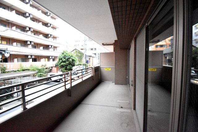 ��ʌ��������܎s��{��{���S���ڂ̃}���V�����̃o���R�j�[