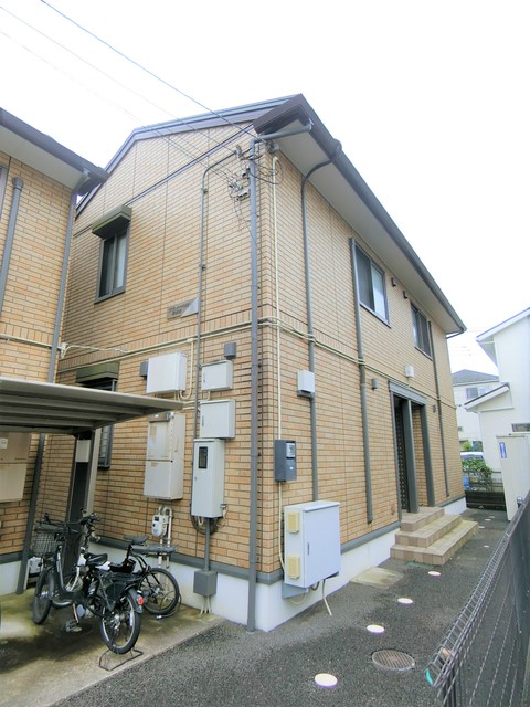 ��ʌ�����s�厚����218�̃A�p�[�g�̌����O��