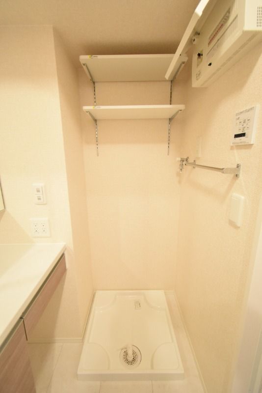 ��ʌ��������܎s��{��听���R���ڂ̃A�p�[�g�̂��̑�