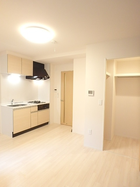 ��ʌ��������܎s��{��{���S���ڂ̃}���V�����̎��[