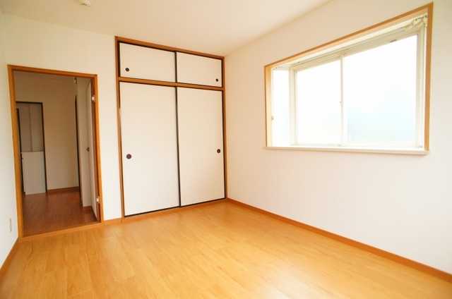 ��ʌ��������܎s�΋�厚�����̃A�p�[�g�̂��̑������E�X�y�[�X