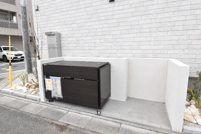 ��ʌ��������܎s�΋�����T���ڂ̃e���X�n�E�X�̂��̑�