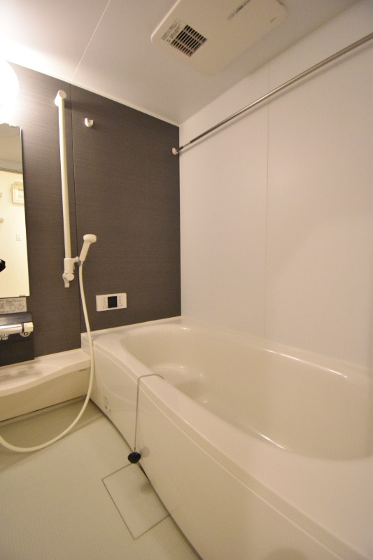 ��ʌ��������܎s����厚�w��̃A�p�[�g�̃o�X