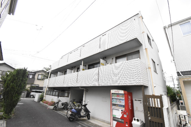 ��ʌ��������܎s��{��O���R����117-2�̃}���V�����̌����O��