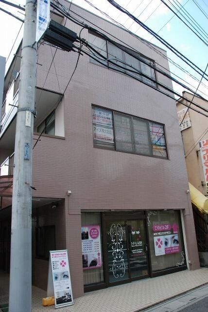 ��ʌ��������܎s�����擌��{�S���ڂ̃}���V�����̌����O��