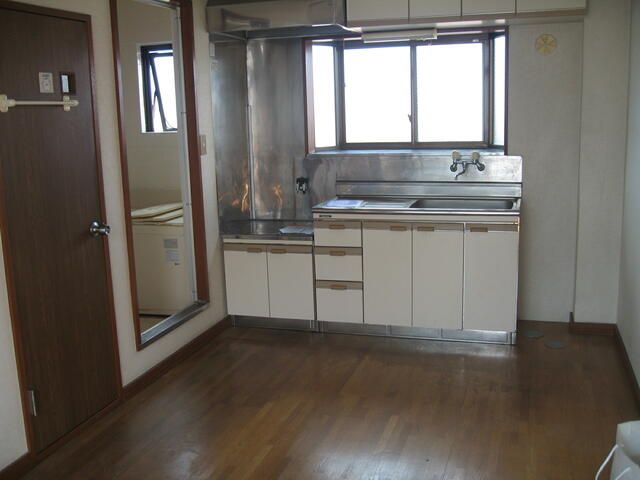 ��ʌ��������܎s�����擌��{�S���ڂ̃}���V�����̃L�b�`��