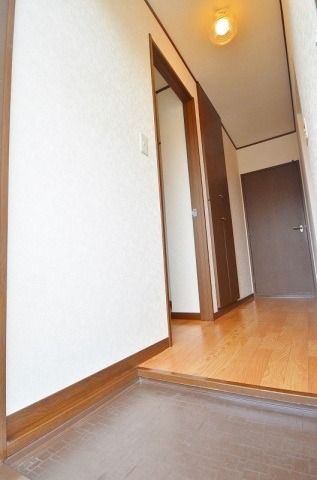 ��ʌ��@�c�s����R���ڂ̃A�p�[�g�̌���