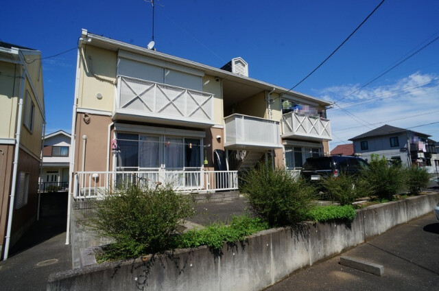 ��ʌ��������܎s������厚�쒆��1220-2�̃A�p�[�g�̌����O��