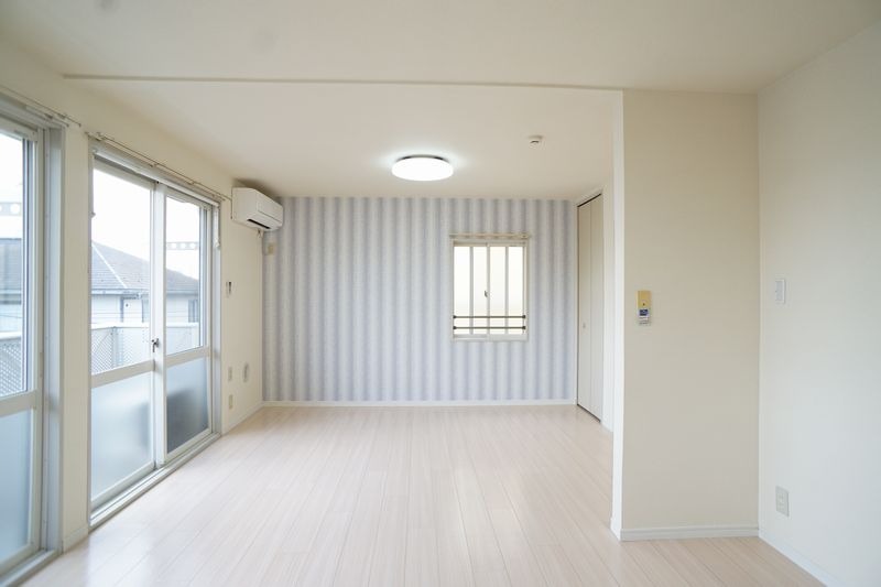 ��ʌ��������܎s������厚�쒆��̃A�p�[�g�̂��̑������E�X�y�[�X