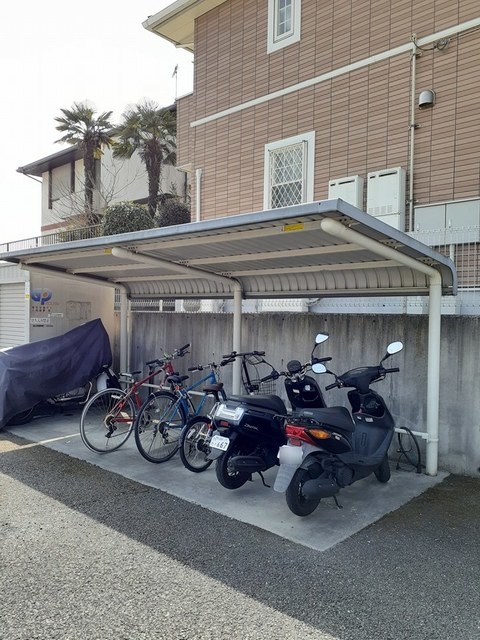 ��ʌ��������܎s�΋�{�{�Q���ڂ̃A�p�[�g�̂��̑�