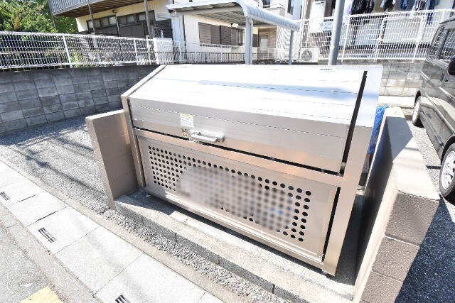 ��ʌ��������܎s�����攪���q�S���ڂ̃A�p�[�g�̂��̑�