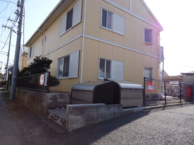 ��ʌ��������܎s������厚�쒆��̃A�p�[�g�̃G���g�����X