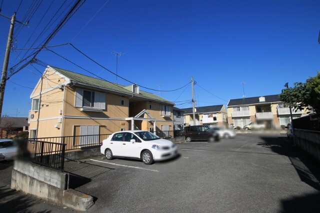 ��ʌ��������܎s������厚�쒆��̃A�p�[�g�̒��ԏ�