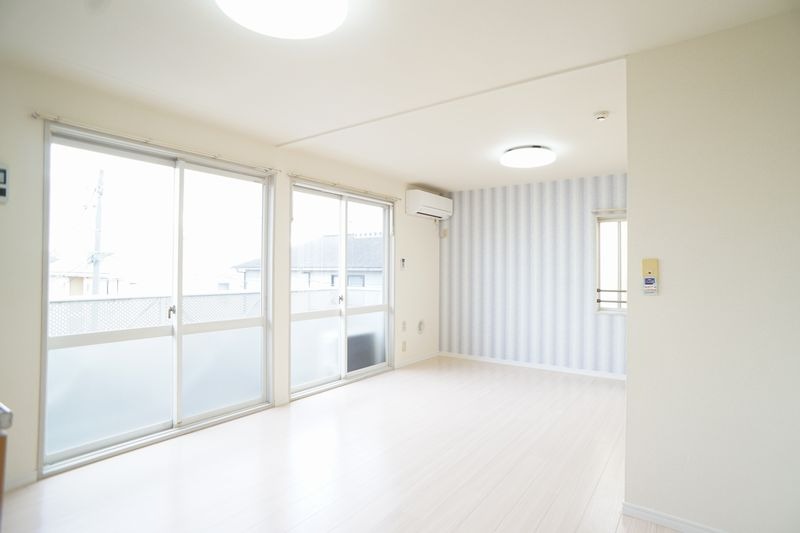 ��ʌ��������܎s������厚�쒆��̃A�p�[�g�̂��̑������E�X�y�[�X