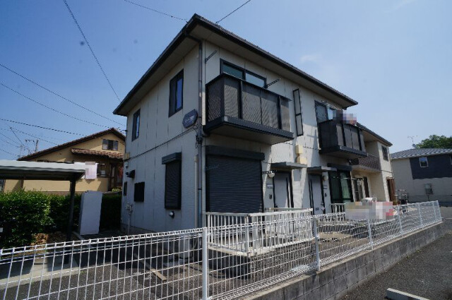 ��ʌ��������܎s������厚�쒆��1164-2�̃e���X�n�E�X�̌����O��