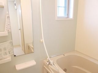 ��ʌ��z�J�s���C�N�^�E���V���ڂ̃A�p�[�g�̃o�X