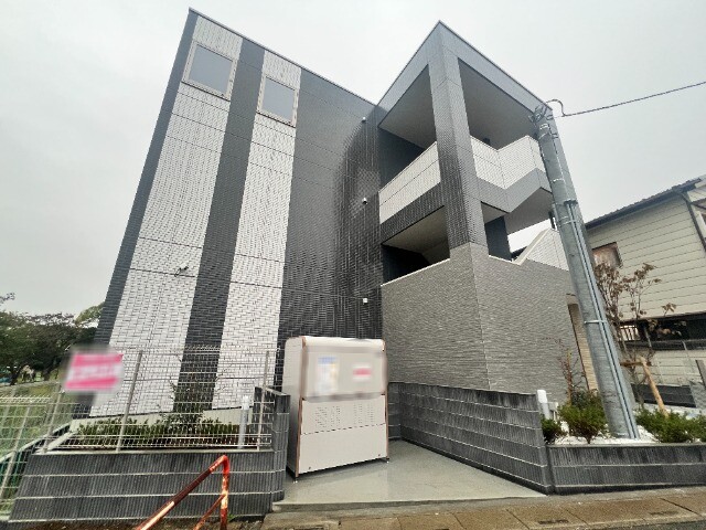 ��ʌ��������܎s�������˂Q���ڂ̃}���V�����̌����O��