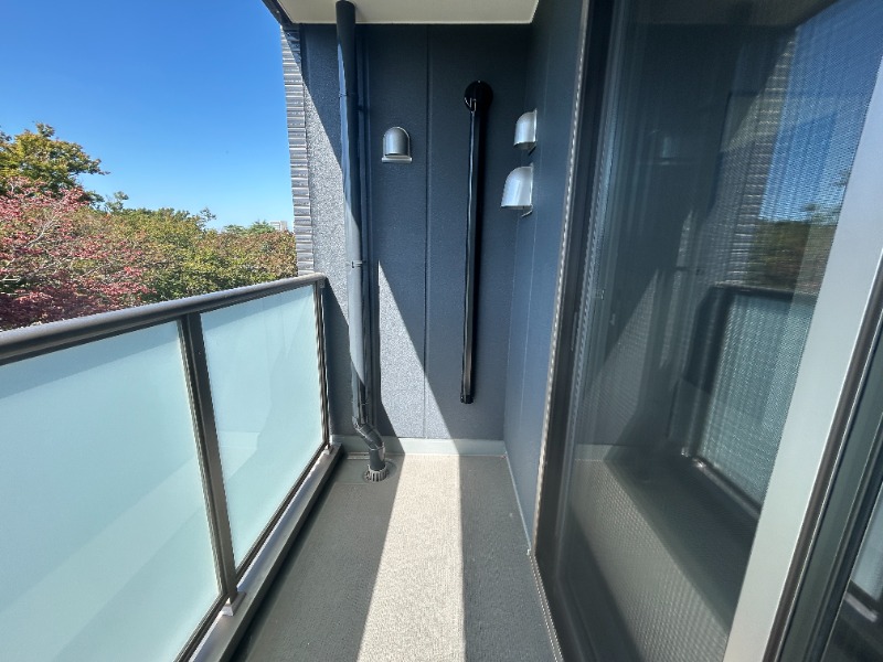 ��ʌ��������܎s�������˂Q���ڂ̃}���V�����̃o���R�j�[