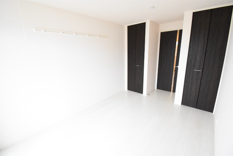 ��ʌ��������܎s���搼��{�P���ڂ̃A�p�[�g�̋��ԁE���r���O