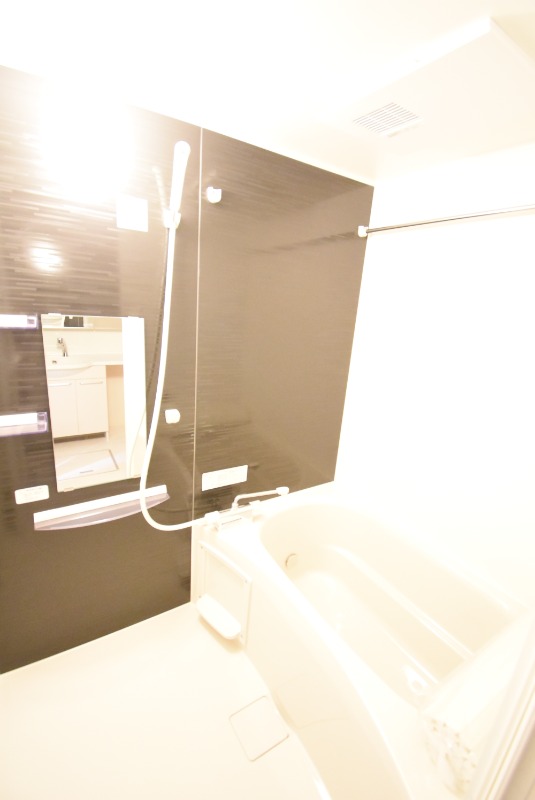 ��ʌ��������܎s���搼��{�P���ڂ̃A�p�[�g�̃o�X