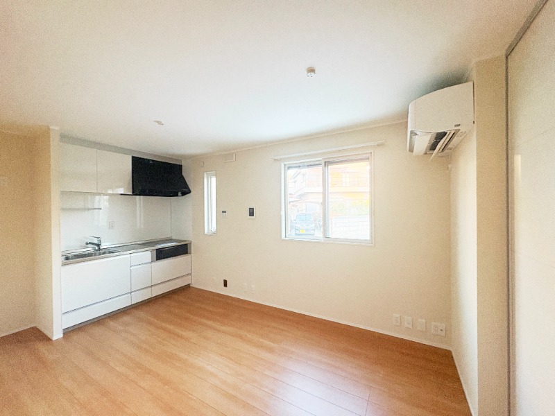 ��ʌ��������܎s����厚�w��̃A�p�[�g�̋��ԁE���r���O