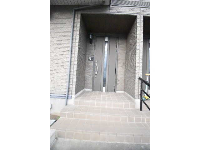 ��ʌ��������܎s��{��V�����Q���ڂ̃e���X�n�E�X�̃G���g�����X