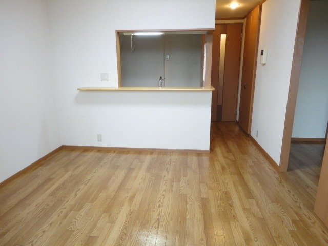 ��ʌ�����s�厚������̃}���V�����̋��ԁE���r���O