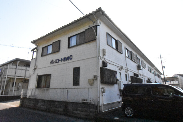 ��ʌ��@�c�s���m�؂Q���ڂ̃e���X�n�E�X�̂��̑�